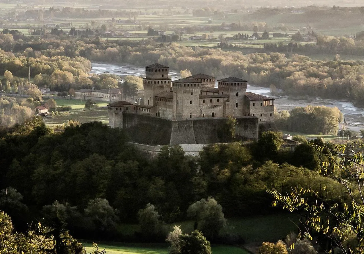 בית כפרי בית הארחה Torrechiara 	La Locanda Del Borgo איטליה