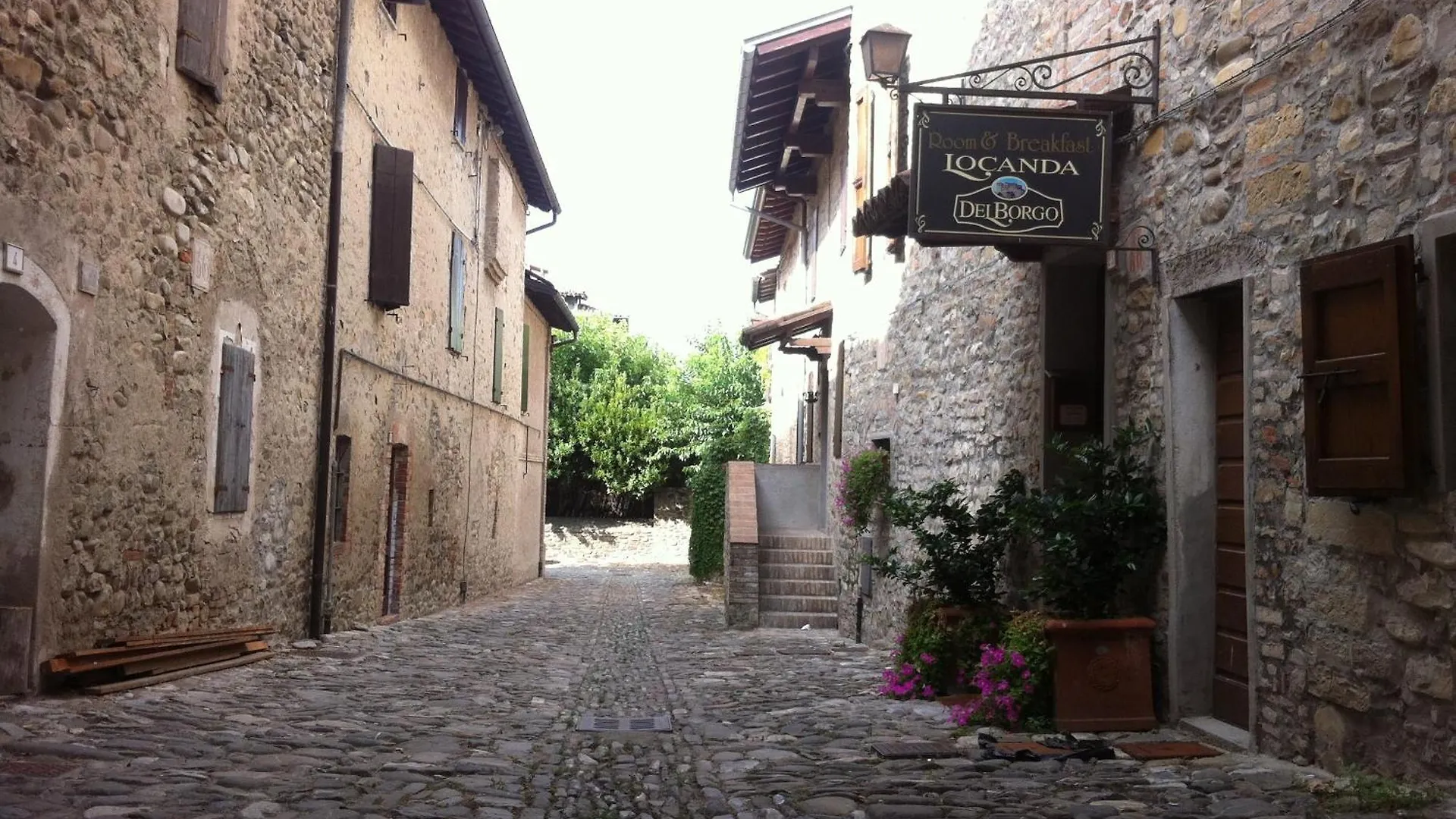 בית כפרי בית הארחה Torrechiara 	La Locanda Del Borgo