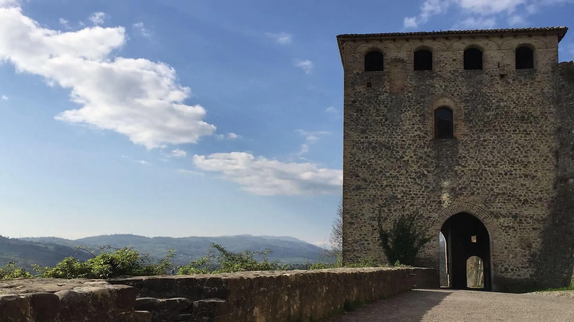 בית הארחה Torrechiara 	La Locanda Del Borgo בית כפרי