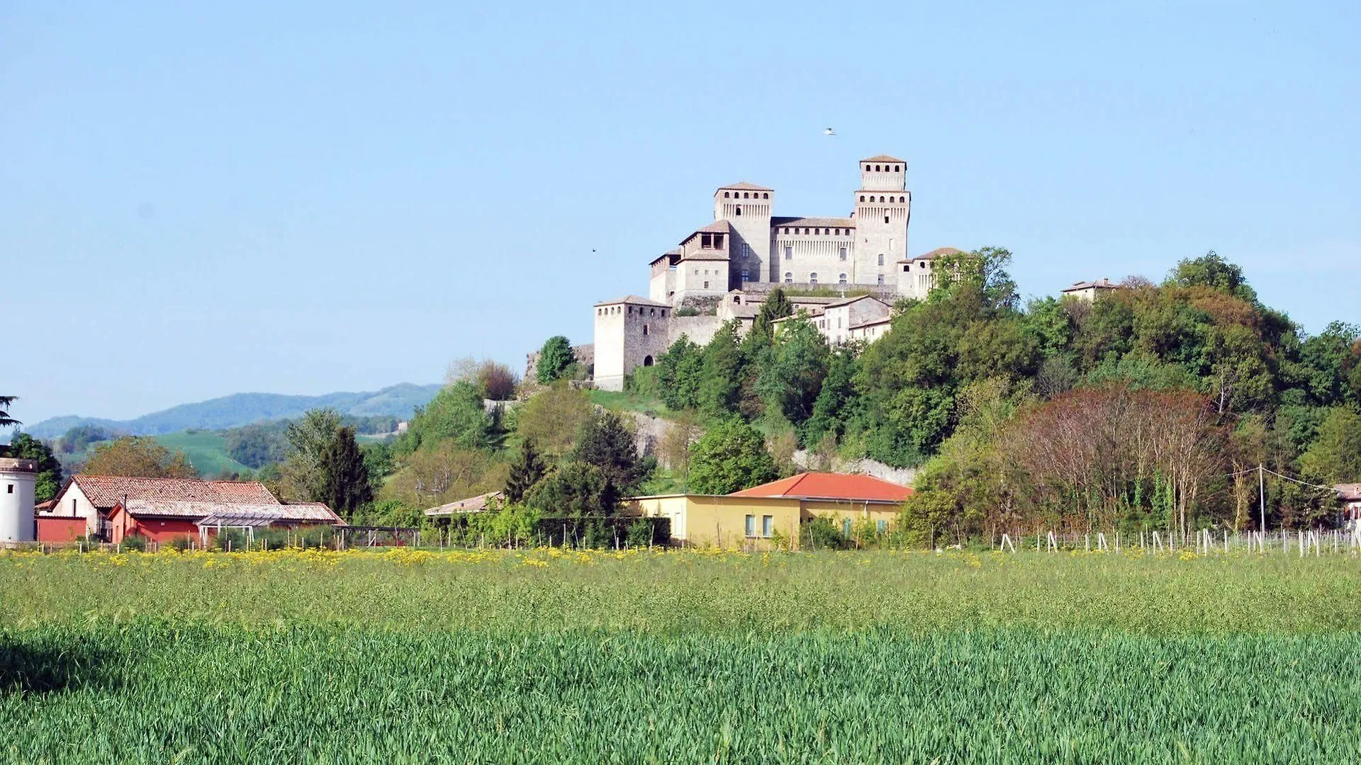 בית הארחה Torrechiara 	La Locanda Del Borgo איטליה