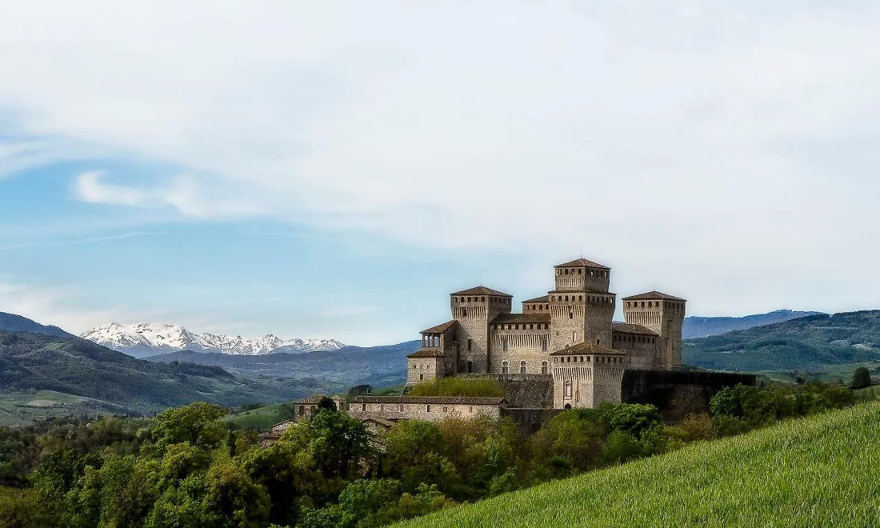 בית הארחה Torrechiara 	La Locanda Del Borgo