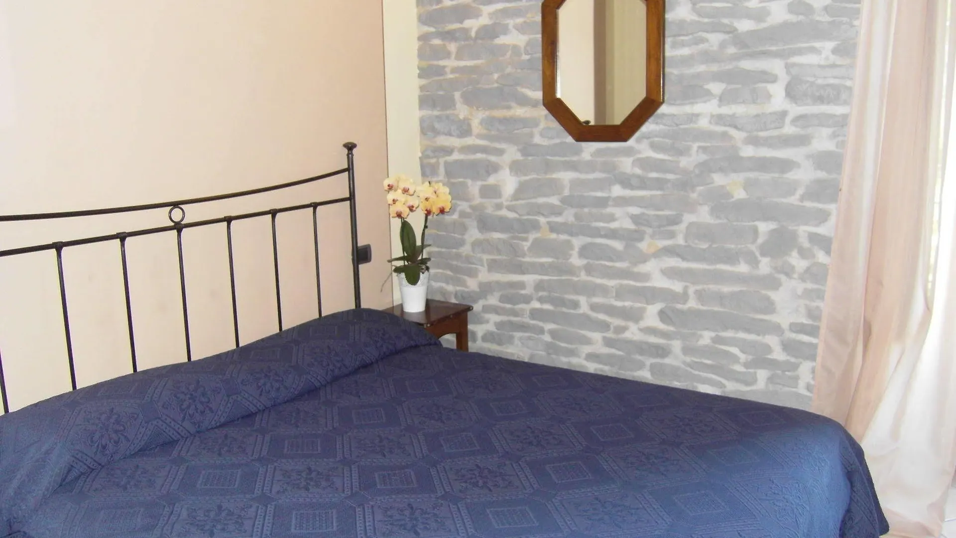 La Locanda Del Borgo Torrechiara Country house